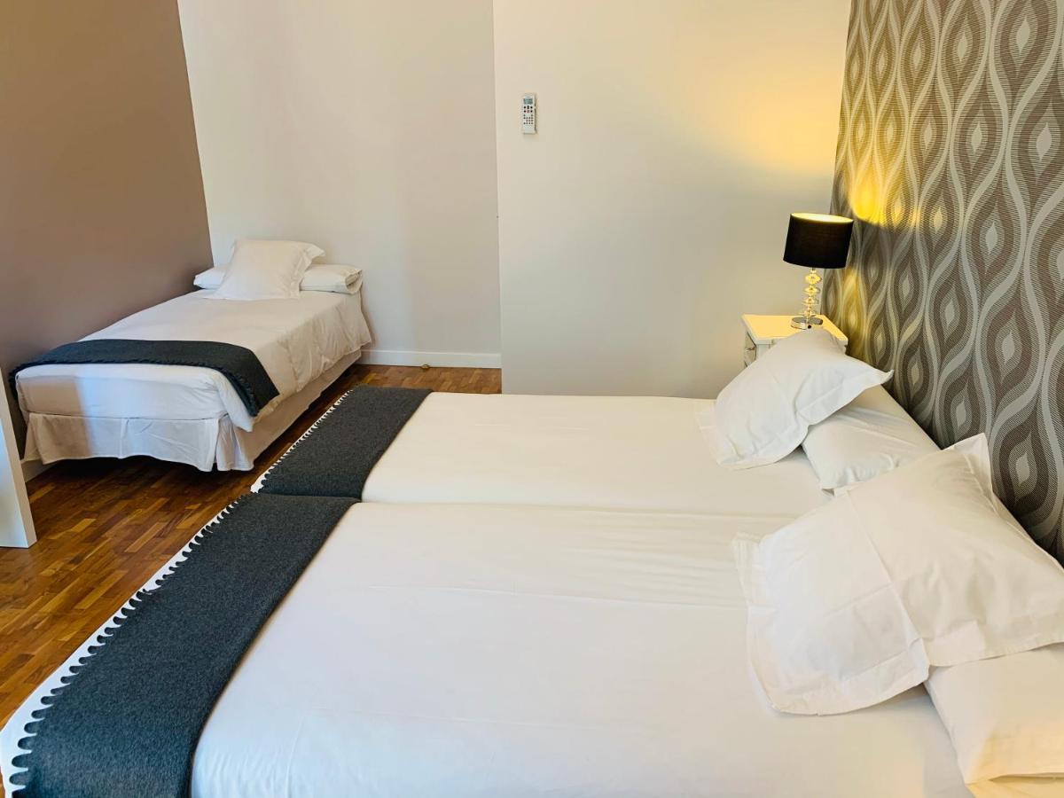 Super Balmes Guest House Barcelona Exterior foto