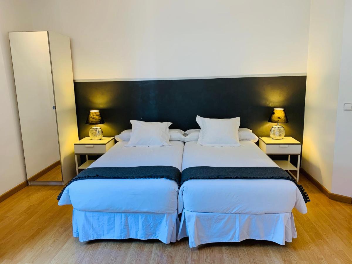 Super Balmes Guest House Barcelona Exterior foto